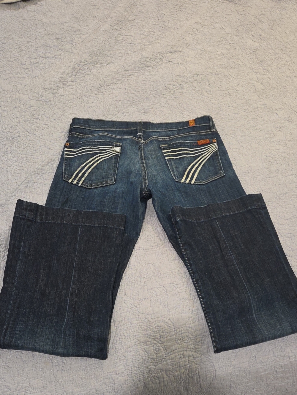 7 For All Mankind "Dojo" Dark Blue Flare Jeans with White Pocket Stitching Sz 28